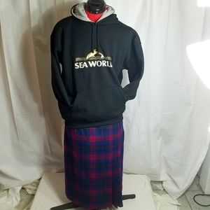 Vintage SeaWorld Hoodie Sweatshirt Embroidered L